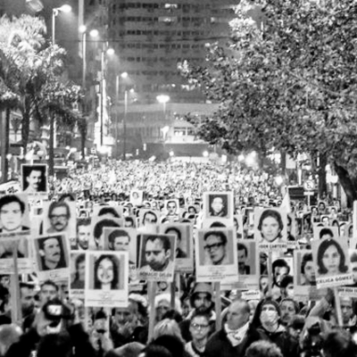 Multitudinaria marcha en Uruguay exige respuesta sobre crímenes de lesa humanidad